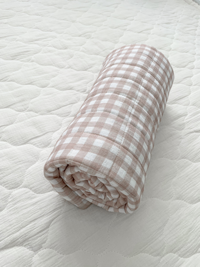 Cot quilt - Gingham